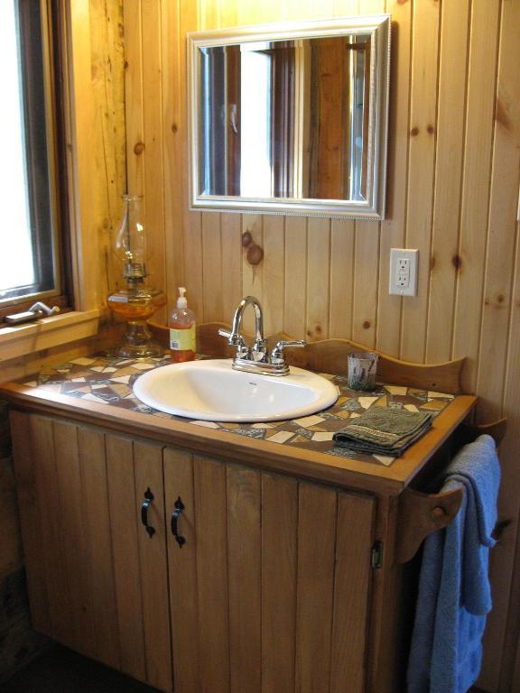 Chalet De La Montagne Villa Tadoussac Room photo